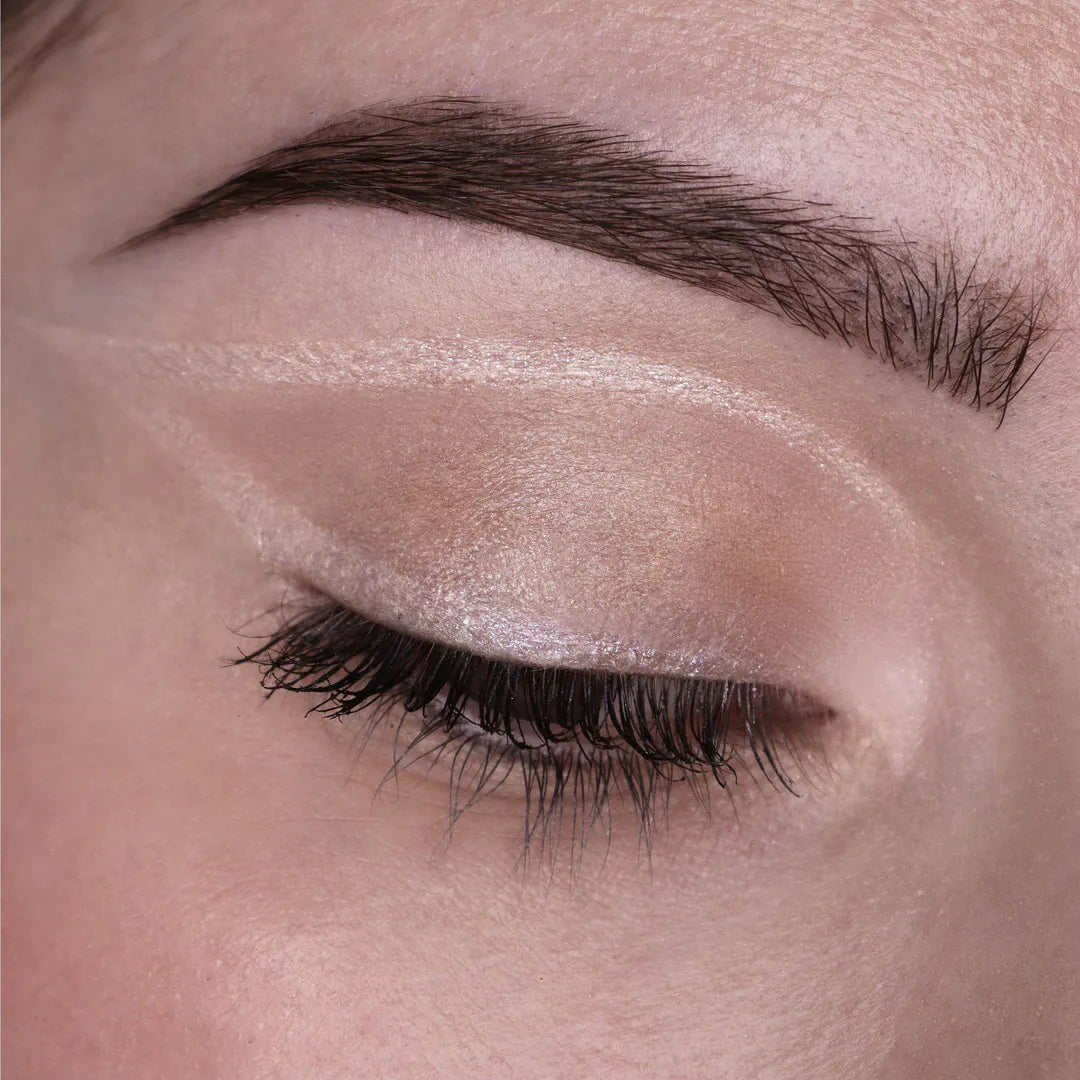 Long Lasting Eyeshadow pencil - 028L (argento) di PuroBIO