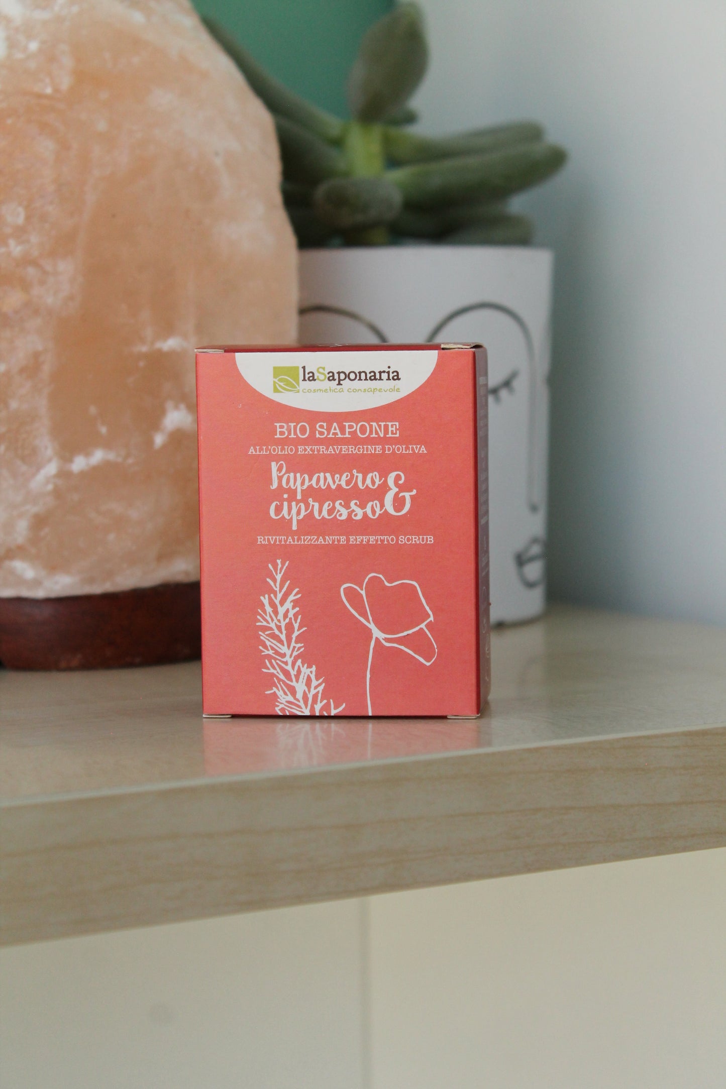 Sapone papavero e cipresso, solido rivitalizzante, esfoliante di La Saponaria (100 gr)