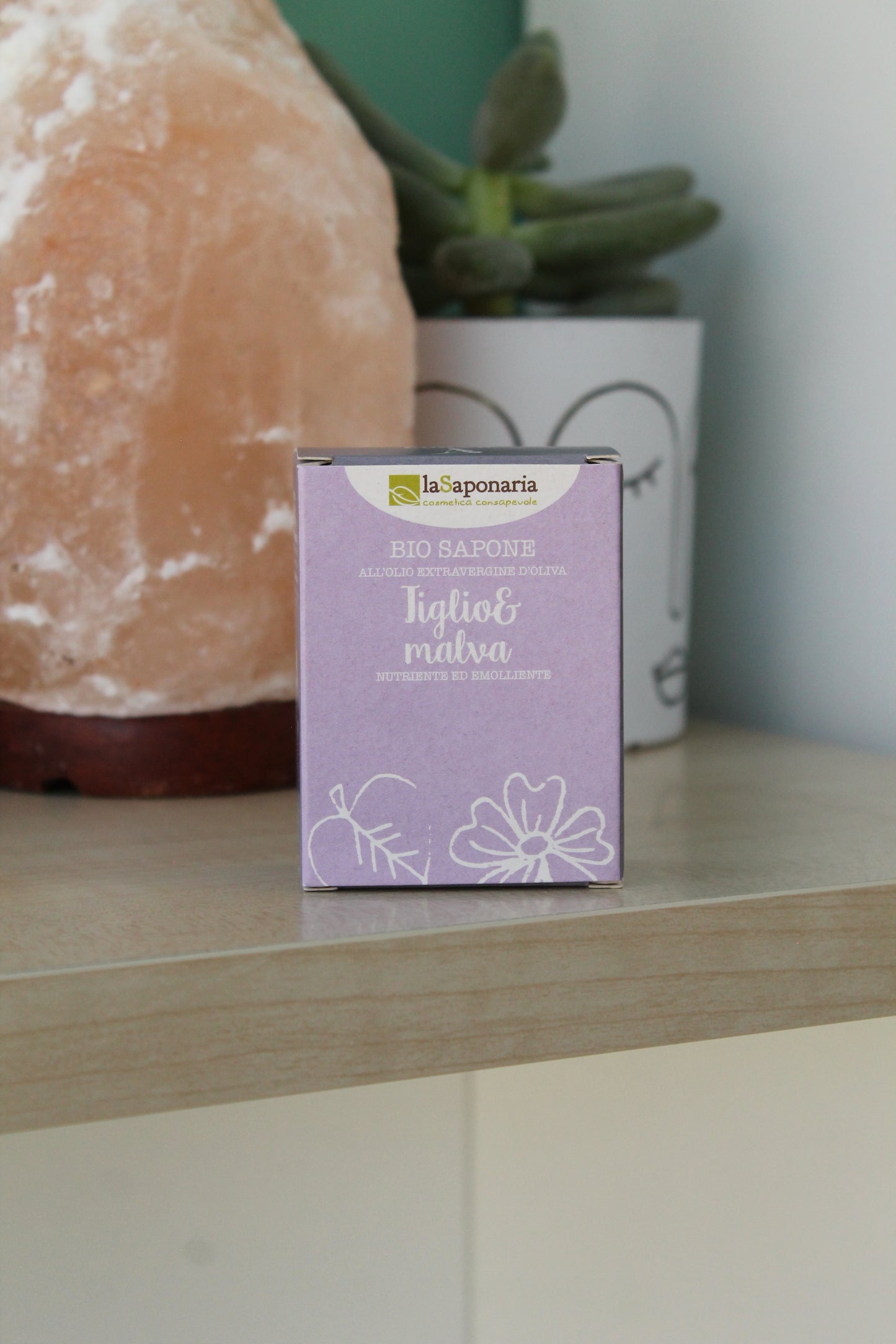 Sapone tiglio e malva solido, nutriente ed emolliente di La Saponaria (100 gr)