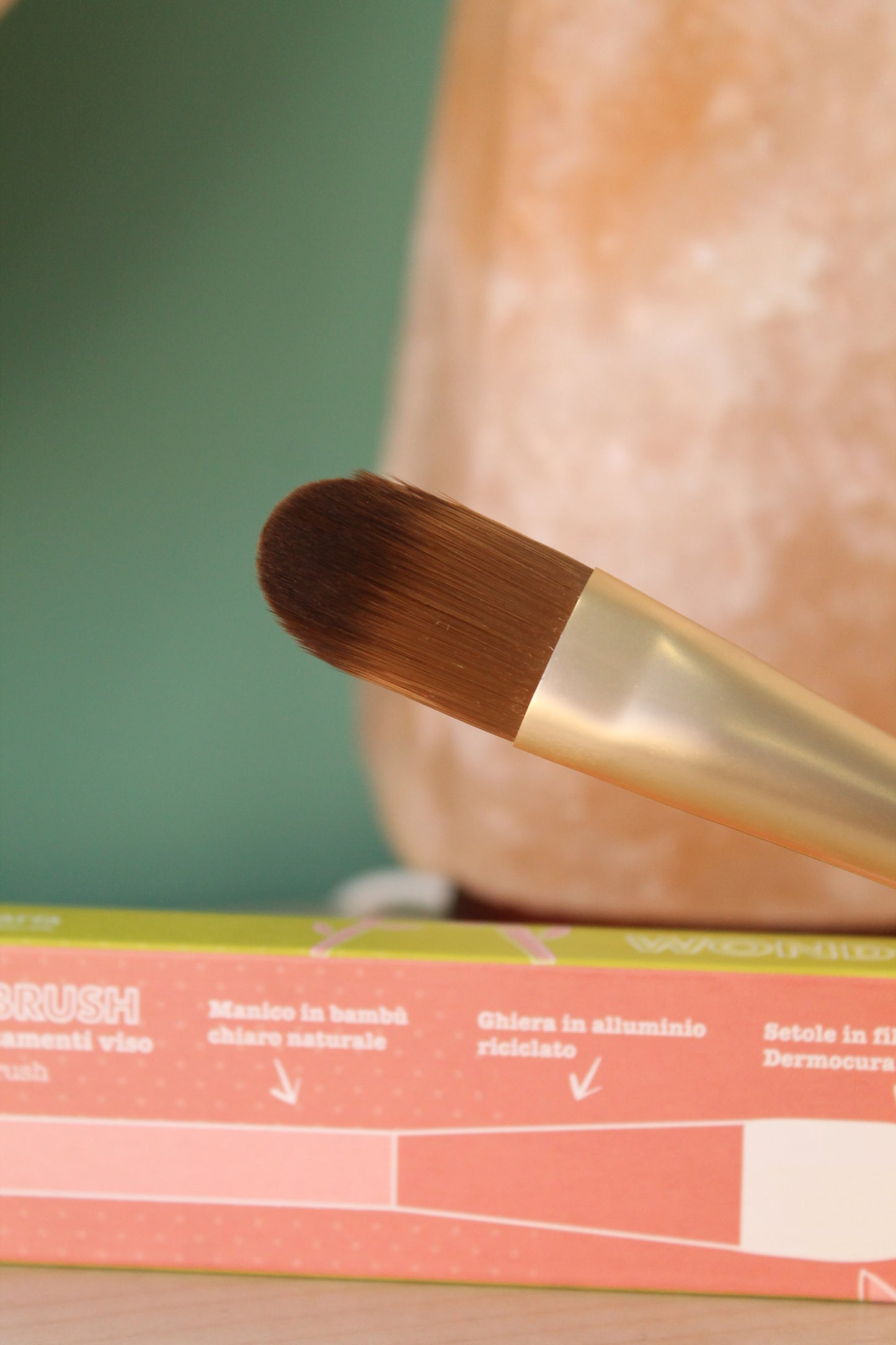 Wonderbrush - pennello per trattamenti viso in bambù di La Saponaria