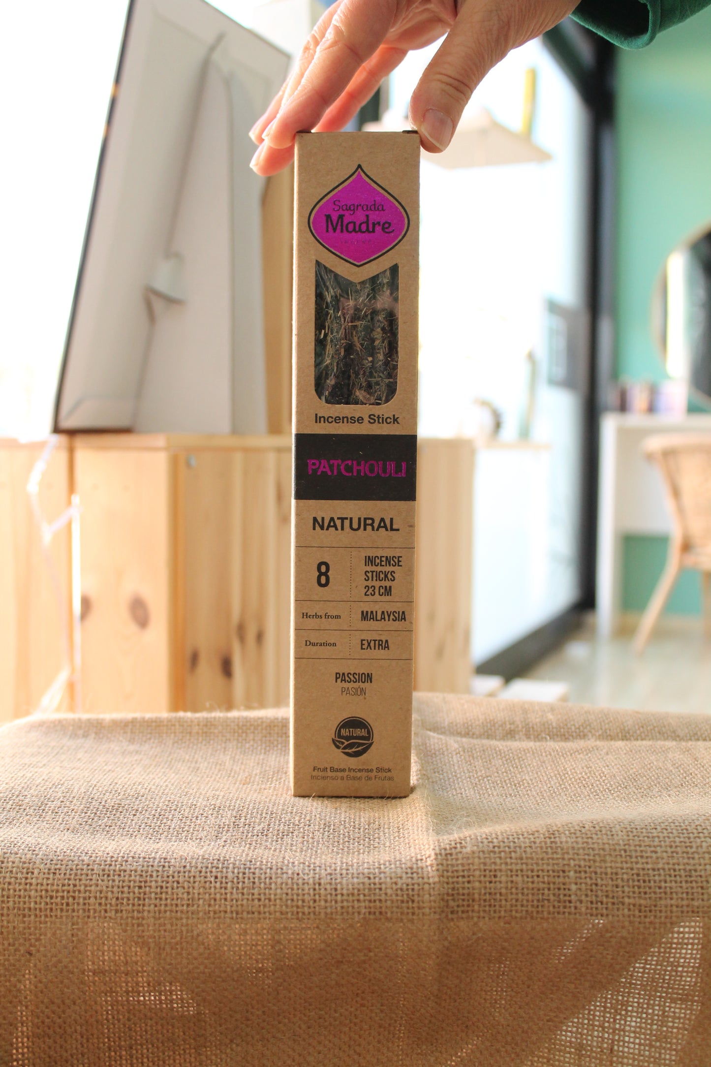 Incenso Naturale realizzati a mano di Sagrada Madre (8 bastoncini da 23 cm)