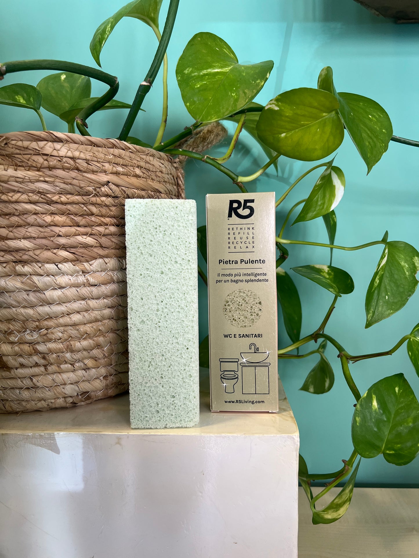 Pietra Pulente WC e Sanitari di R5 Living