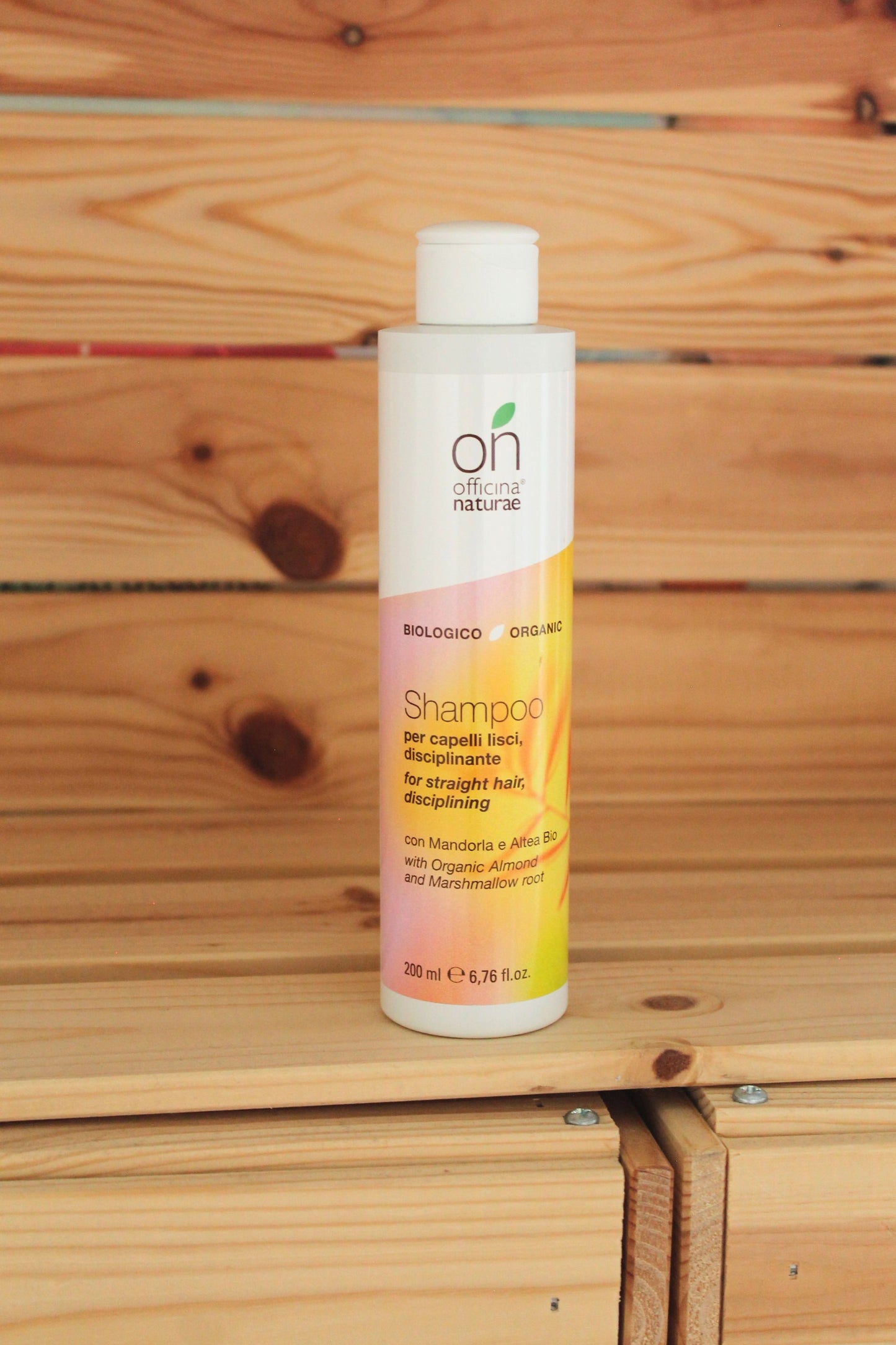 Shampoo per capelli lisci disciplinante OnYOU di Officina Naturae (200 ml)