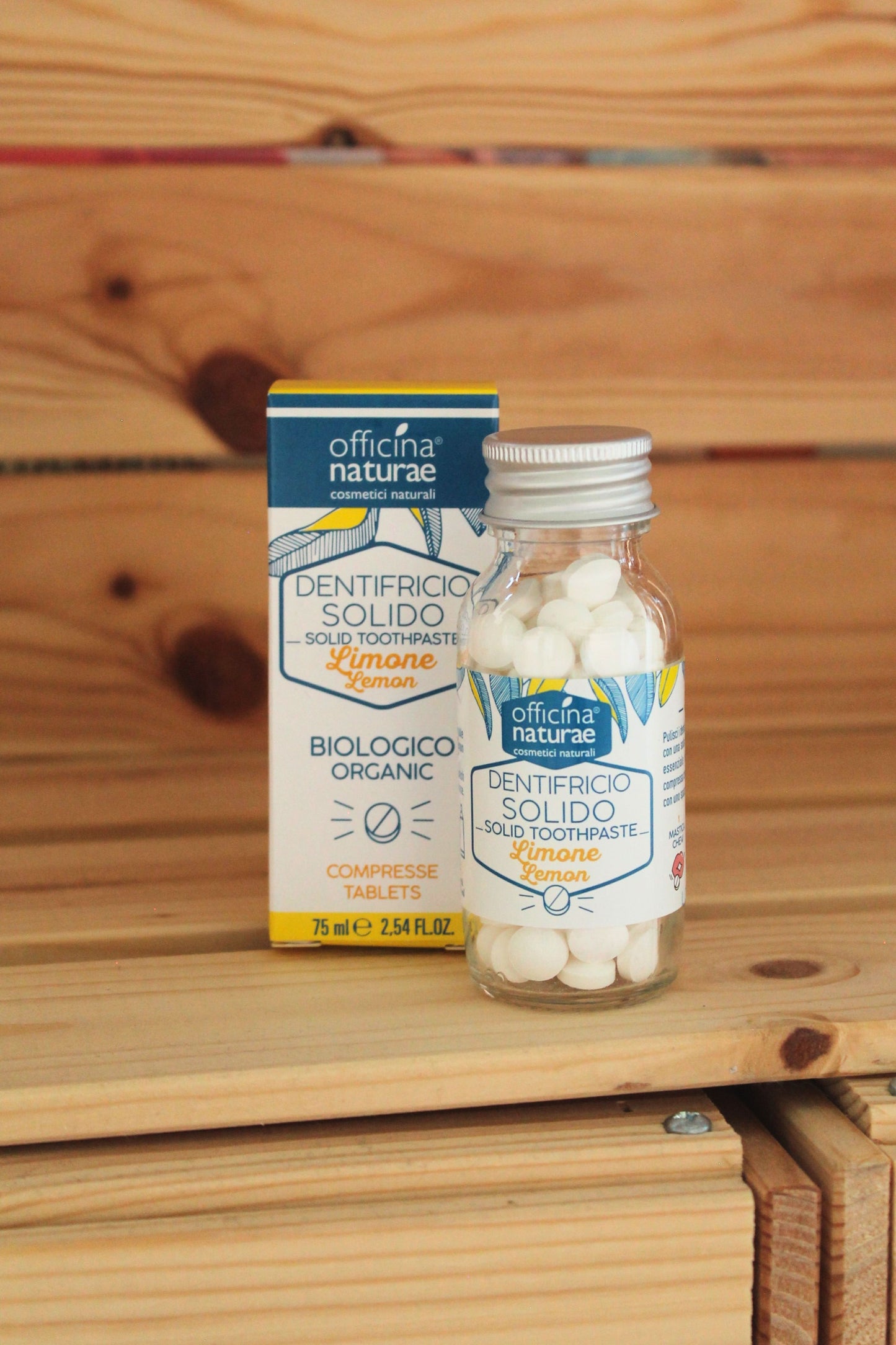 Dentifricio in pastiglie al limone di Officina Naturae (40 gr)