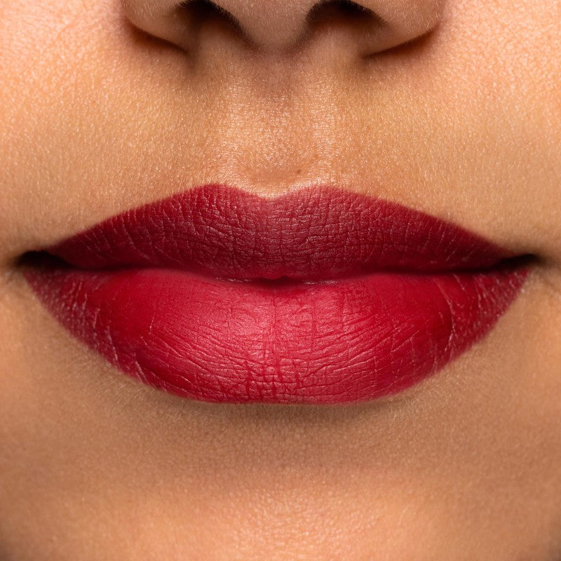 Pastello labbra Blood di Neve cosmetics - Matita labbra