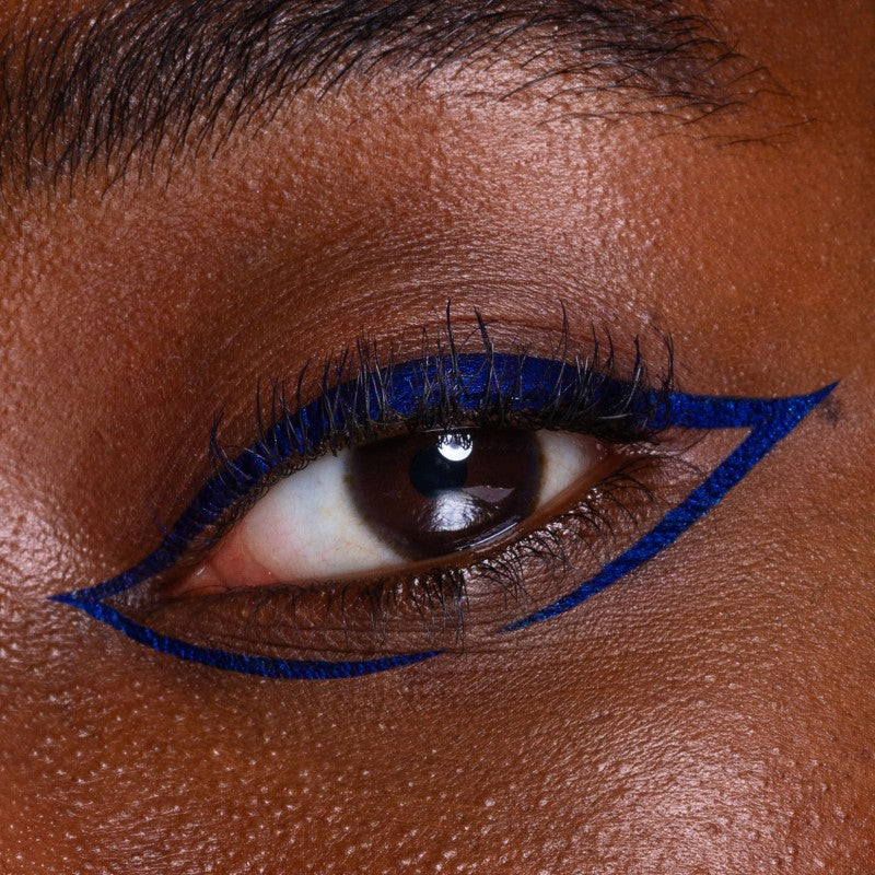 Liner Shake Rocket - Eyeliner blu di Neve Cosmetics (2 ml)