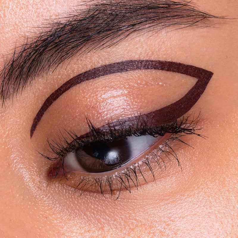 Liner Shake Toast - Eyeliner marrone scuro di Neve Cosmetics (2 ml)