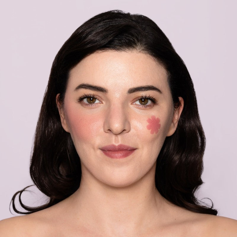 Cipria Flat Perfection Velvet Blush di Neve cosmetics