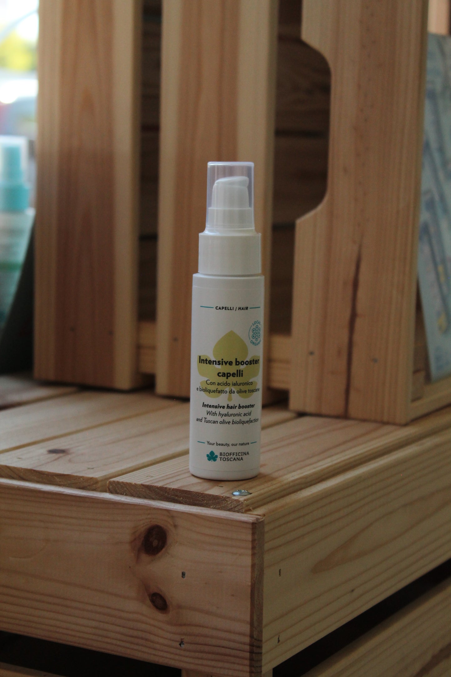 Intensive booster capelli con acido ialuronico e bioliquefatto da olive toscane di Biofficina Toscana (60 ml)