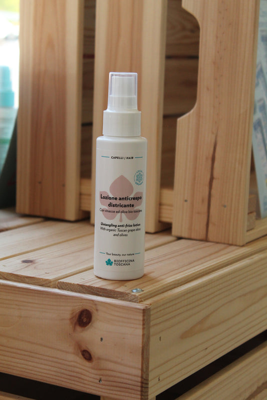 Lozione anticrespo districante con vinacce ed olive bio toscane di Biofficina Toscana (100 ml)