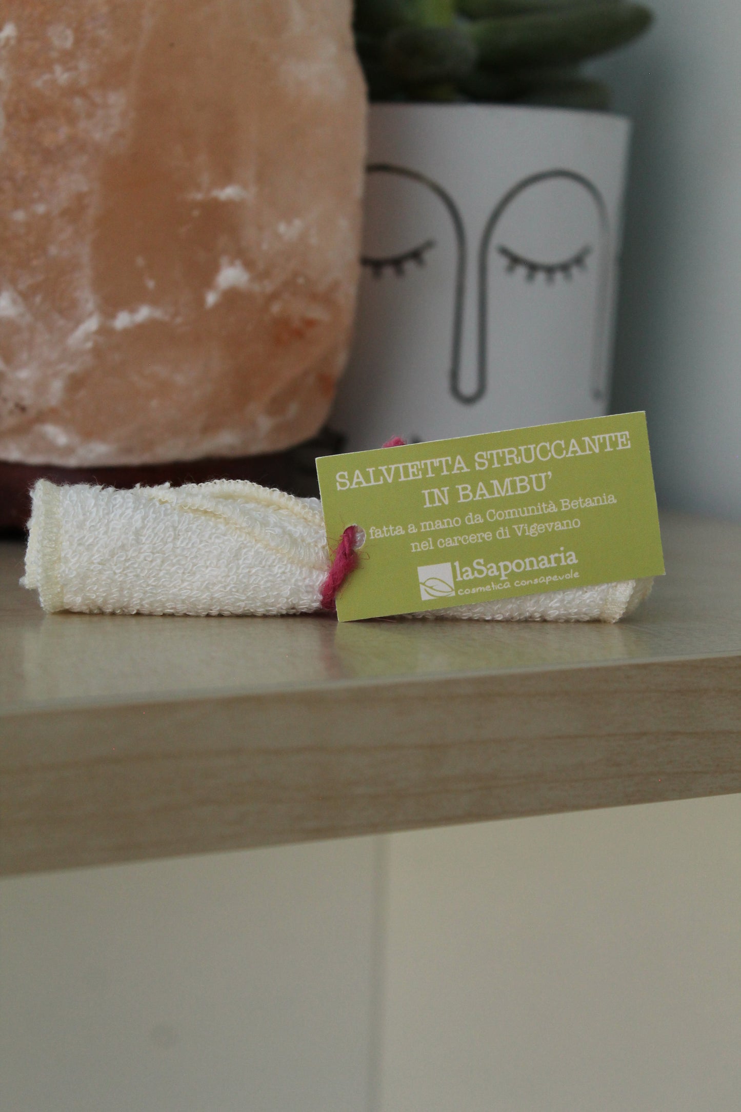 Salvietta struccante in bambù di La Saponaria