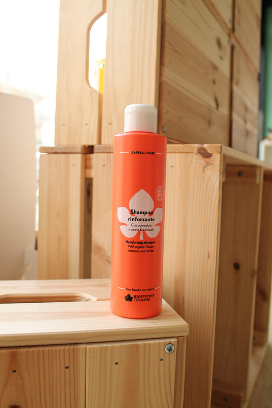 Shampoo rinforzante con pomodoro e carota bio toscani di Biofficina Toscana (200 ml)