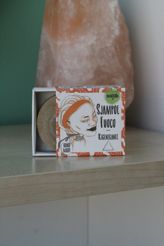 SJAMPOE FUOCO – Shampoo solido Rigenerante di Anarkhìa Bio (50 gr)