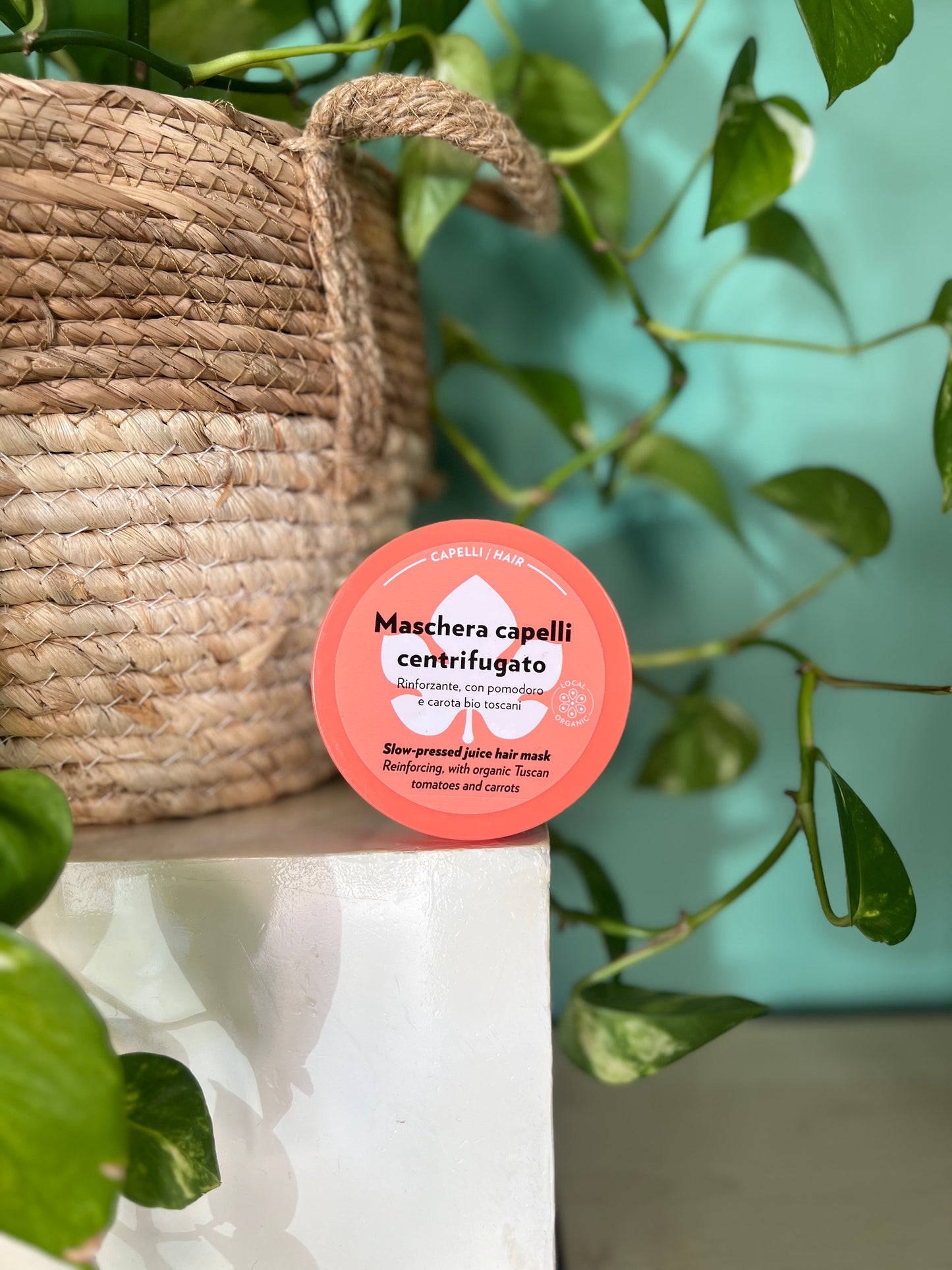 Maschera capelli centrifugato rinforzante con pomodoro e carota bio toscani di Biofficina Toscana (200 ml)