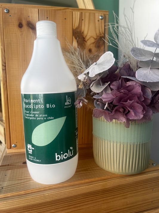 Detergente Pavimenti Eucalipto Bio di Biolù (1L)