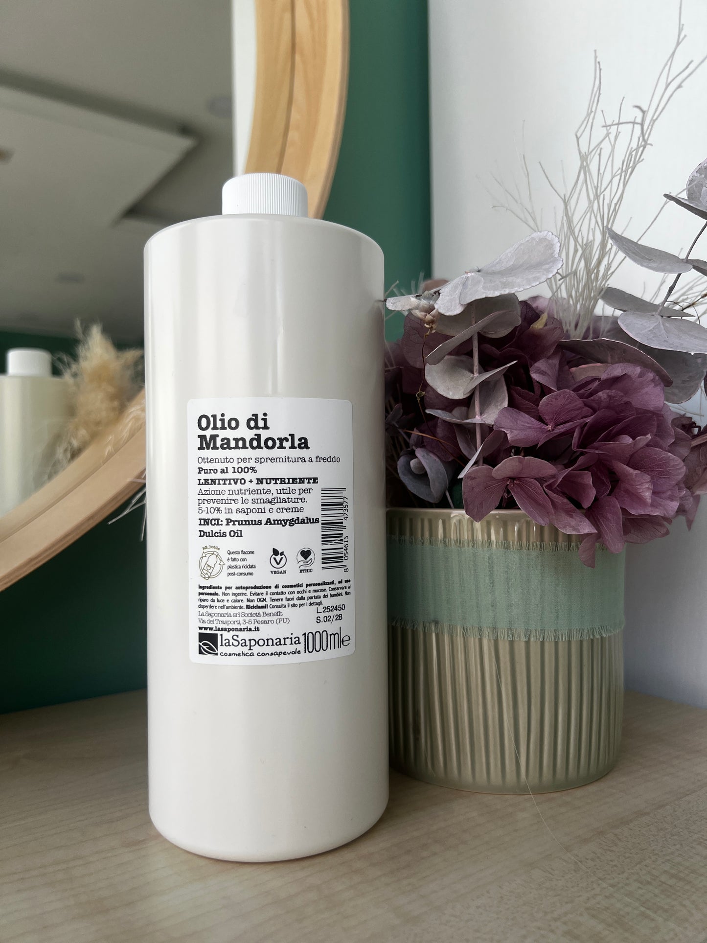 Olio di mandorle dolci bio di La Saponaria (100 ml - 1L)
