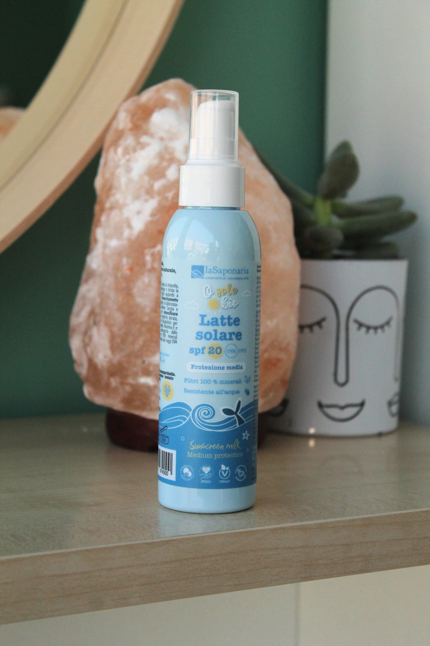 Latte solare SPF 20 - Media protezione di La Saponaria (125 ml)