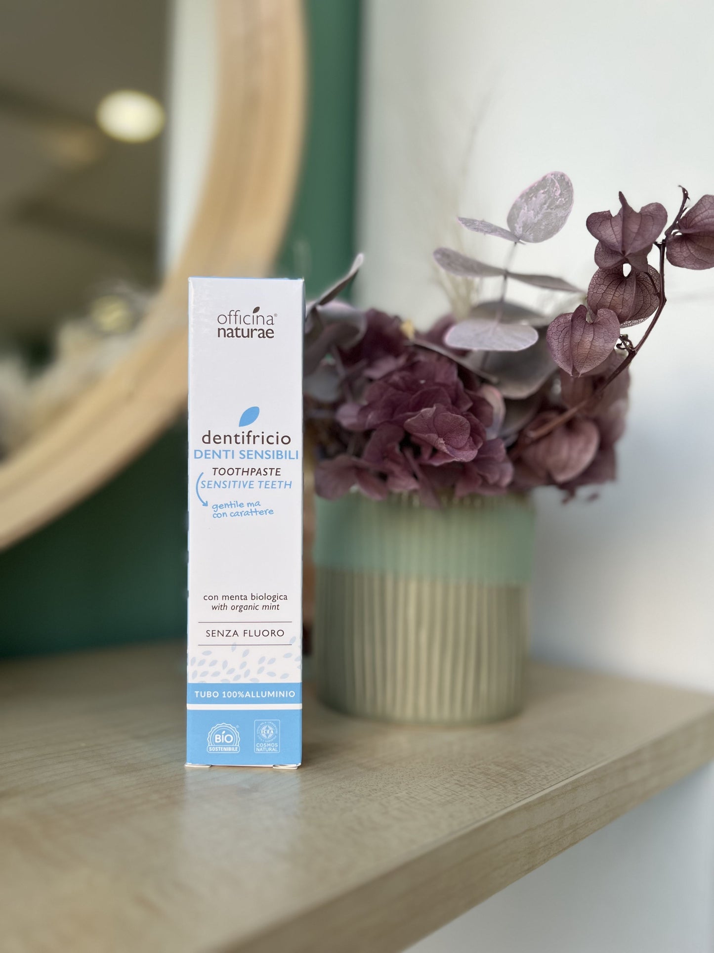 Dentifricio Denti Sensibili e Delicati di Officina Naturale (75 ml)