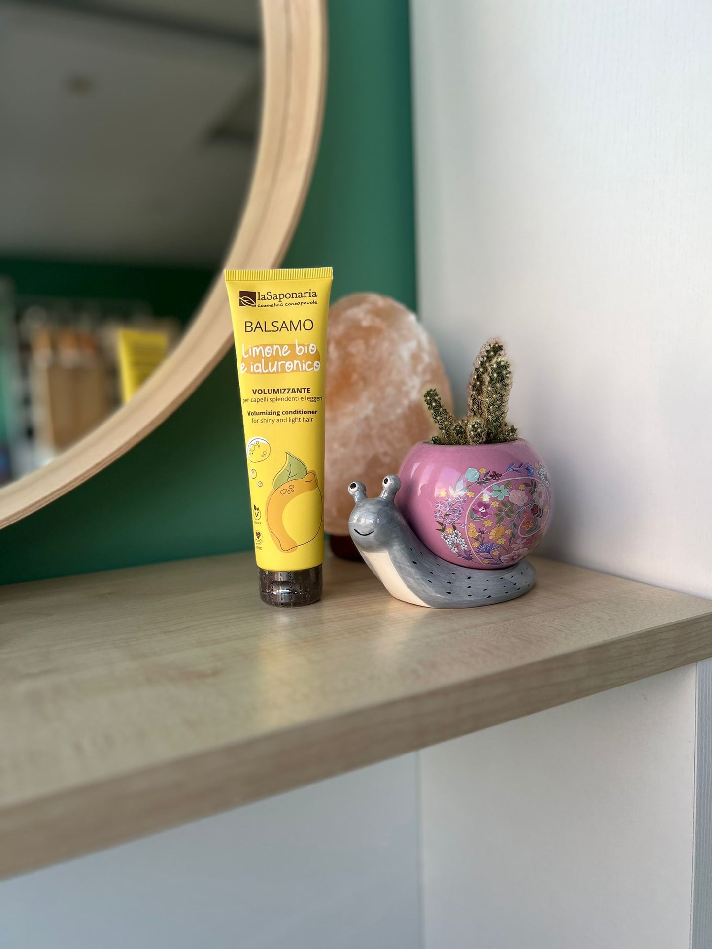 Balsamo limone bio e ialuronico volumizzante di La Saponaria (150 ml)