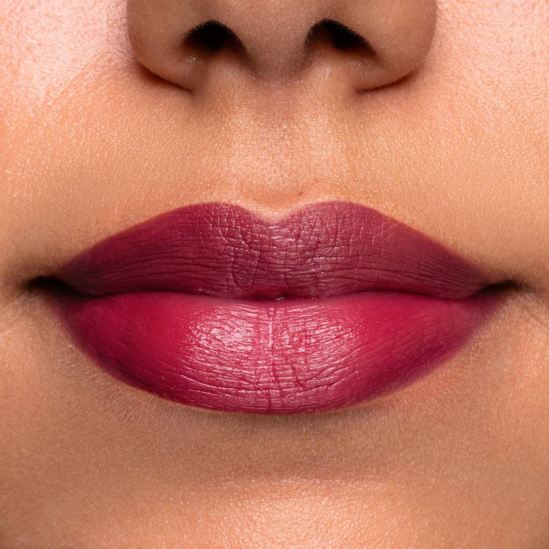 Lipstick Dessert à Levres Plum Cake di Neve cosmetics